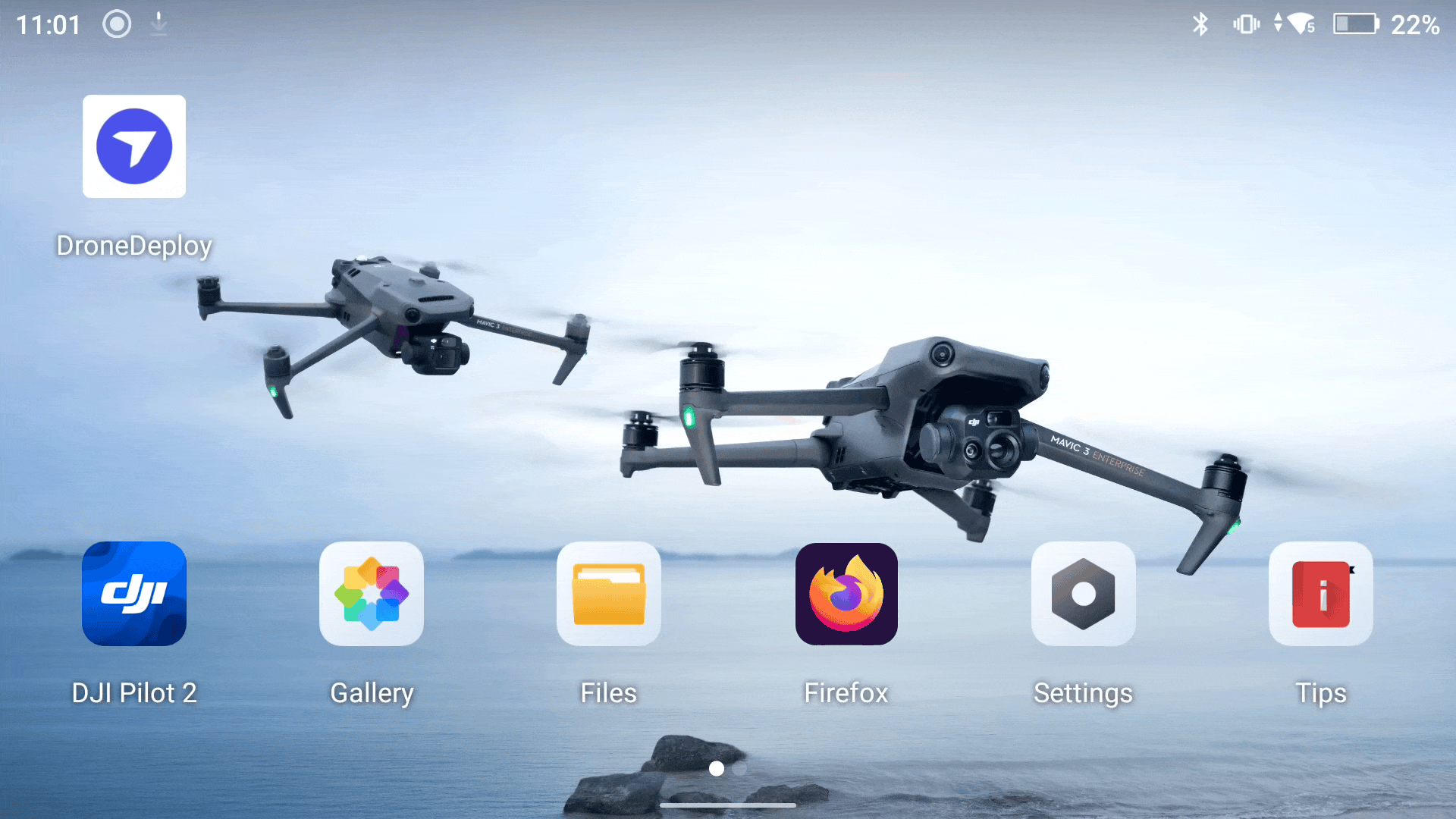 M3E app email gif.gif